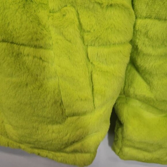 Love83 Faux Fur Jacket in Lim Green - Size‎ Large - Picture 3 of 9
